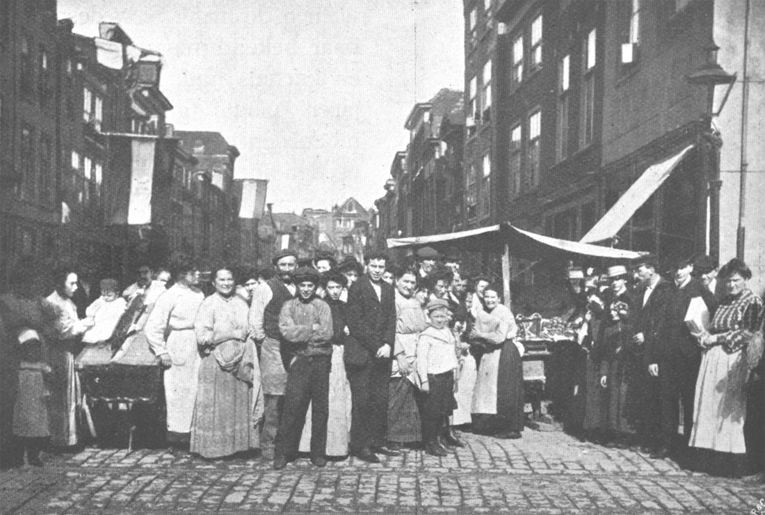 Bewoners van de Voldersgracht en Gedempte Gracht, ca. 1905